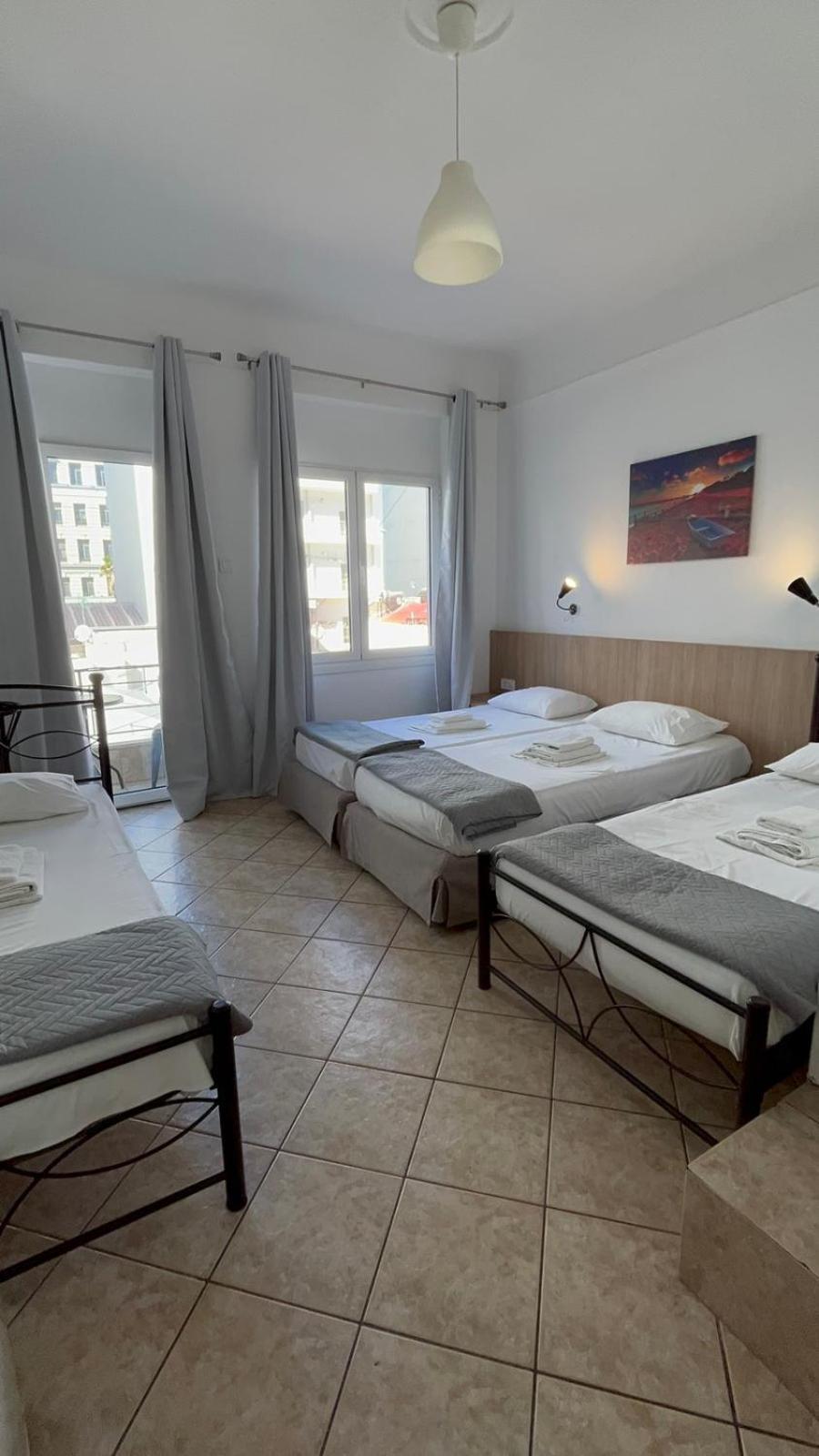 Hotel Ionion Piræus Eksteriør billede