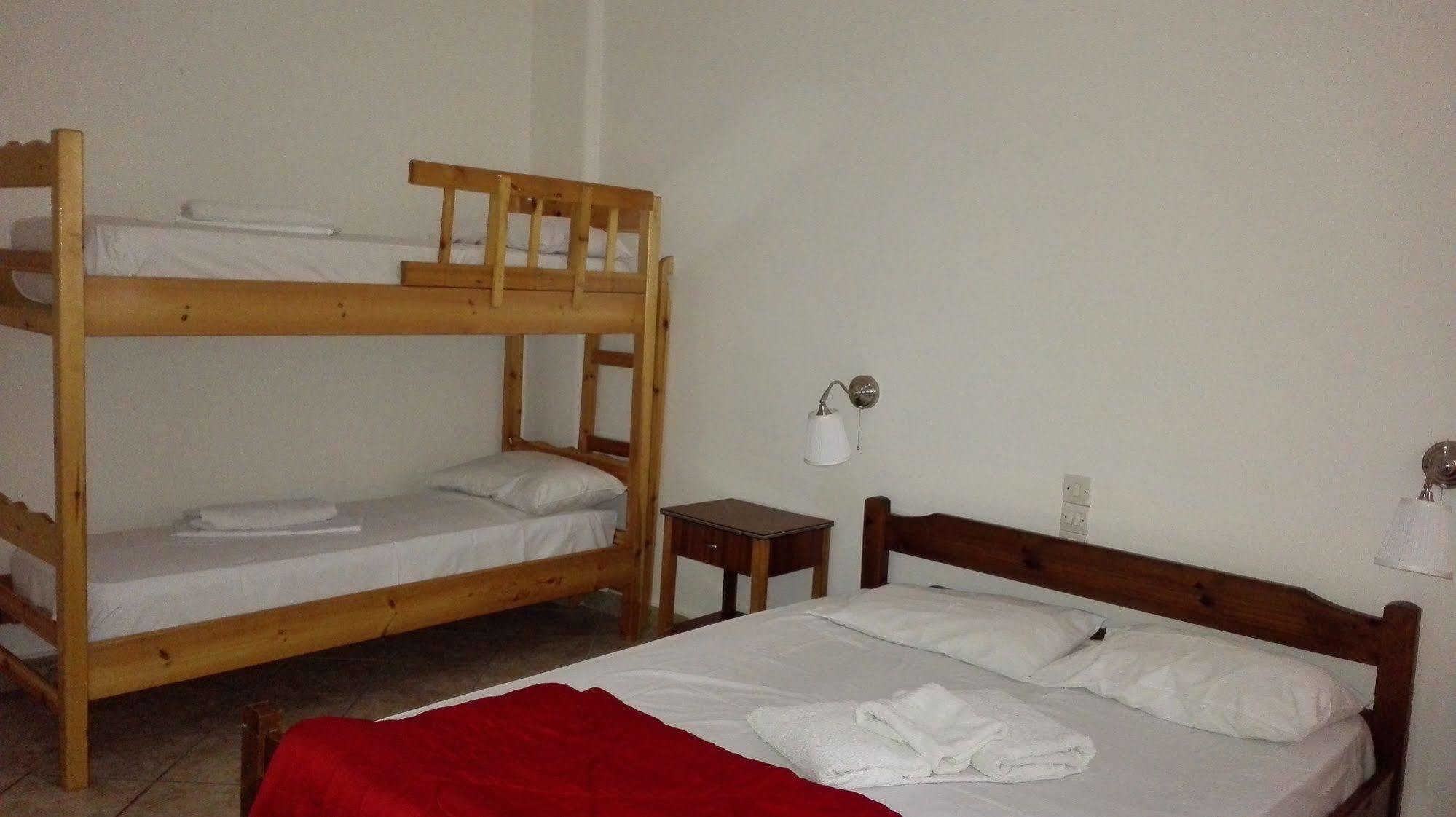 Hotel Ionion Piræus Eksteriør billede
