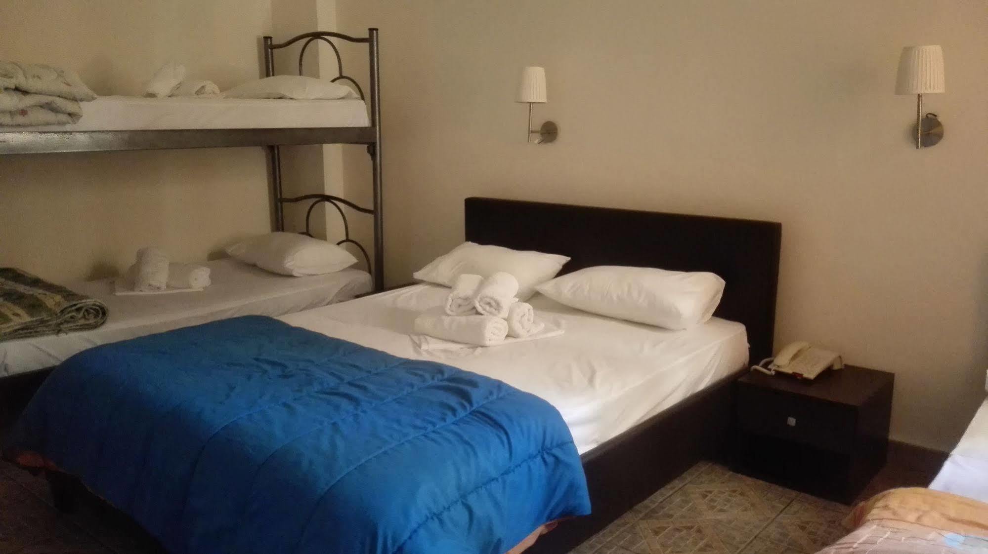 Hotel Ionion Piræus Eksteriør billede